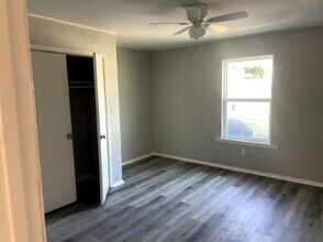 1700 Coronado St in Arlington, TX - Building Photo - Building Photo