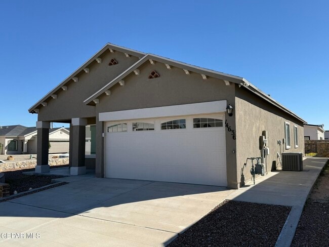 14636 Ericka Santillana Dr in El Paso, TX - Building Photo - Building Photo