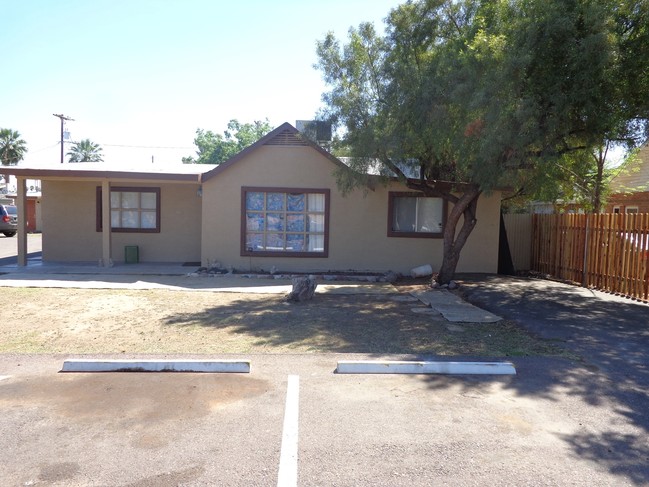 2115 W Morten Ave in Phoenix, AZ - Building Photo - Building Photo