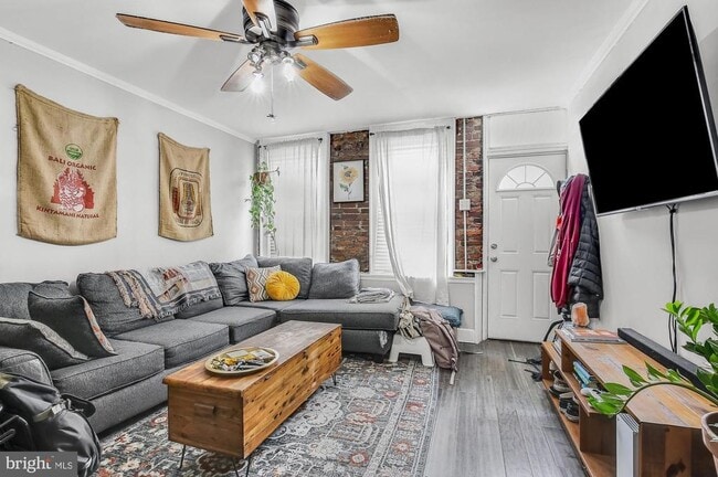 property at 2567 Kern St