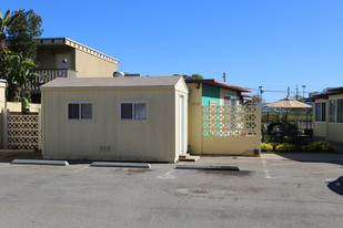 1112 S Myers St in Oceanside, CA - Foto de edificio - Building Photo