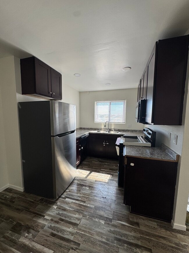 9023 Campo Rd, Unit D in Spring Valley, CA - Building Photo - Building Photo