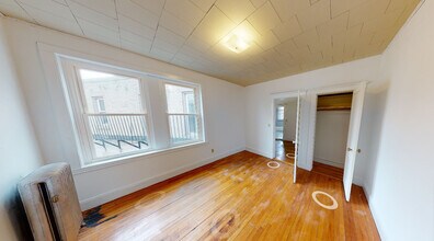 131 Park Dr, Unit F-12 in Boston, MA - Foto de edificio - Building Photo
