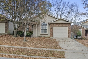 881 Revere Run Dr in Lexington, KY - Building Photo