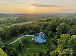 6129 Mt Olive Church Rd in Morganton, NC - Building Photo - Building Photo