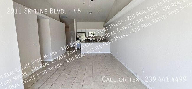 2911 Skyline Blvd in Cape Coral, FL - Building Photo - Building Photo