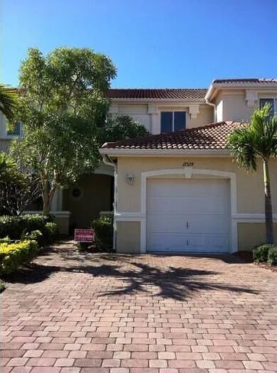 property at 17524 Cherry Ridge Ln