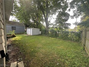 1196 Knox Ave in Akron, OH - Building Photo - Building Photo