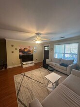 1035 S Barnett Shoals Rd in Athens, GA - Foto de edificio - Building Photo