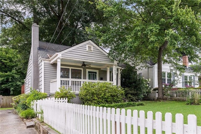 property at 545 Oakdale Rd NE