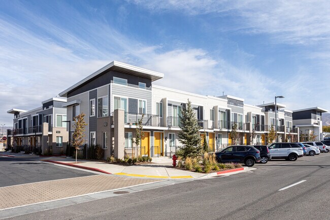 Strata99 Townhomes in Salt Lake City, UT - Building Photo - Building Photo
