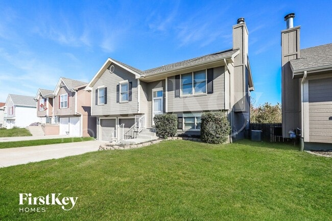 8684 NE 110th St in Kansas City, MO - Building Photo - Building Photo