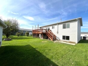 803 E Groschell St in East Helena, MT - Building Photo - Building Photo