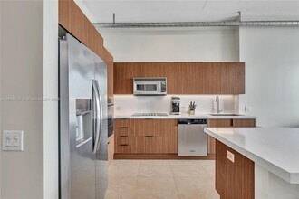 3029 NE 188th St in Aventura, FL - Building Photo - Building Photo