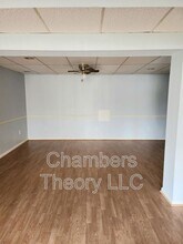 6825 Bluecurl Cir in West Springfield, VA - Foto de edificio - Building Photo