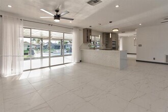 6311 NE 20th Way in Fort Lauderdale, FL - Building Photo - Building Photo