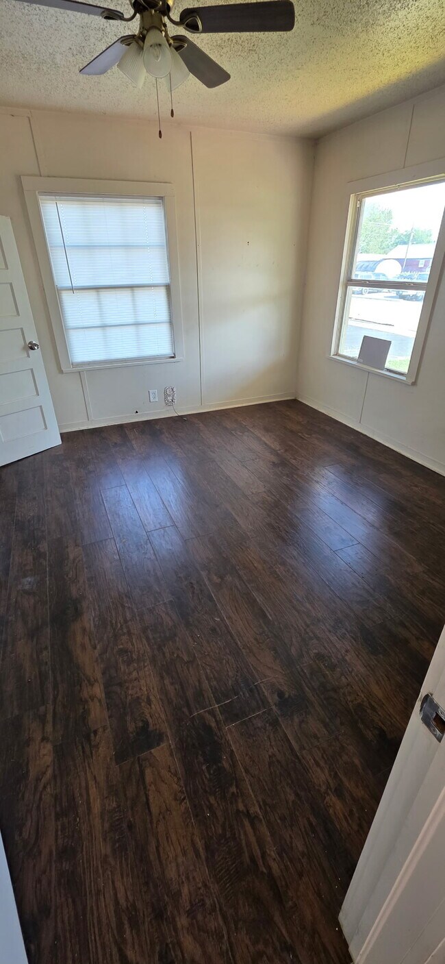 119 W Apache St in Purcell, OK - Building Photo - Building Photo