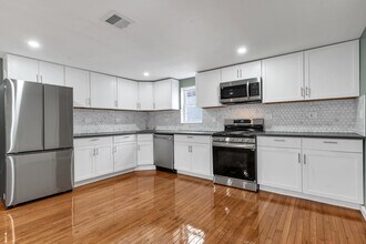 11 Brett St in Brockton, MA - Building Photo - Building Photo