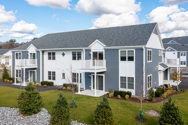 Riverview Meadows III in Raynham, MA - Foto de edificio - Building Photo