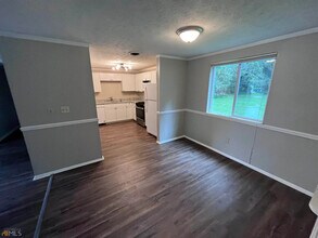 3723 Bramblevine Cir in Stonecrest, GA - Building Photo - Building Photo