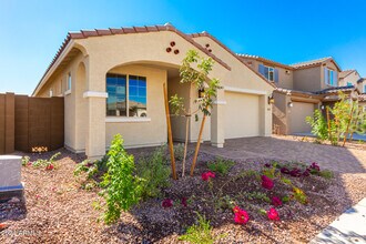 8917 W Orange Dr in Glendale, AZ - Building Photo - Building Photo