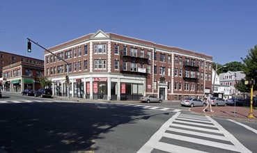 10 Yeamans St in Revere, MA - Building Photo - Building Photo