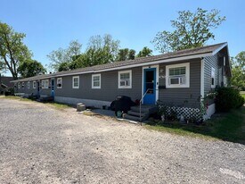 2405 Franklin St in Beaumont, TX - Building Photo