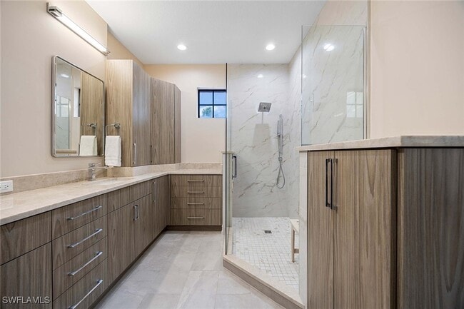 property at 9076 Rialto St