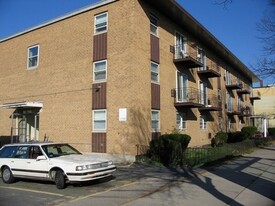 740 Bennington St, Unit 7 Apartments