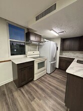 120 S 38th Ave in Omaha, NE - Building Photo - Building Photo