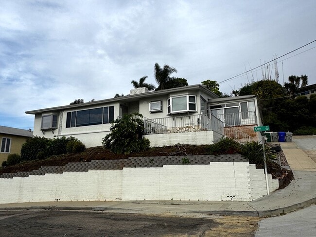 property at 1554 Guy St