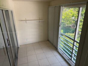 2839 Taylor St in Hollywood, FL - Foto de edificio - Building Photo