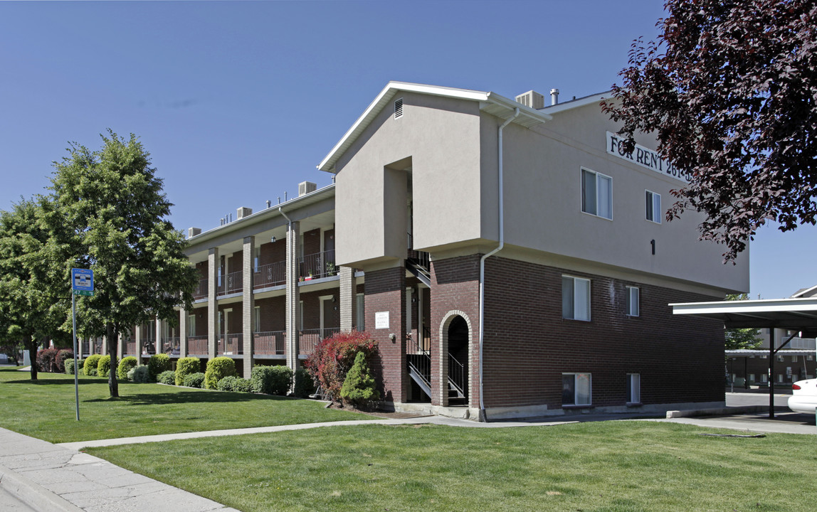 Atherton Park in Taylorsville, UT - Building Photo