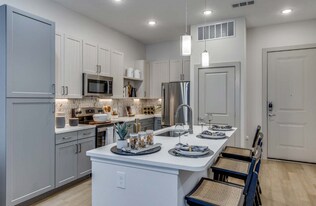 1055 S Oklahoma Dr in Celina, TX - Building Photo