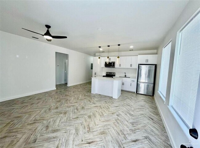 1104 Jessie St in Weslaco, TX - Building Photo - Building Photo