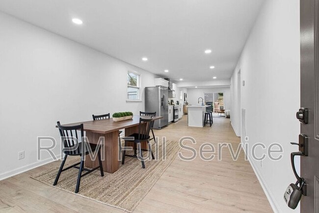 1025 42nd Ave N in Nashville, TN - Building Photo - Building Photo