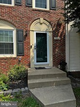 7344 Rhondda Dr in Lorton, VA - Building Photo - Building Photo