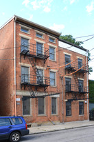 208 Magnolia St Apartments