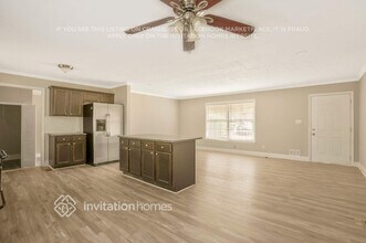 3245 Tulip Dr in Decatur, GA - Building Photo - Building Photo