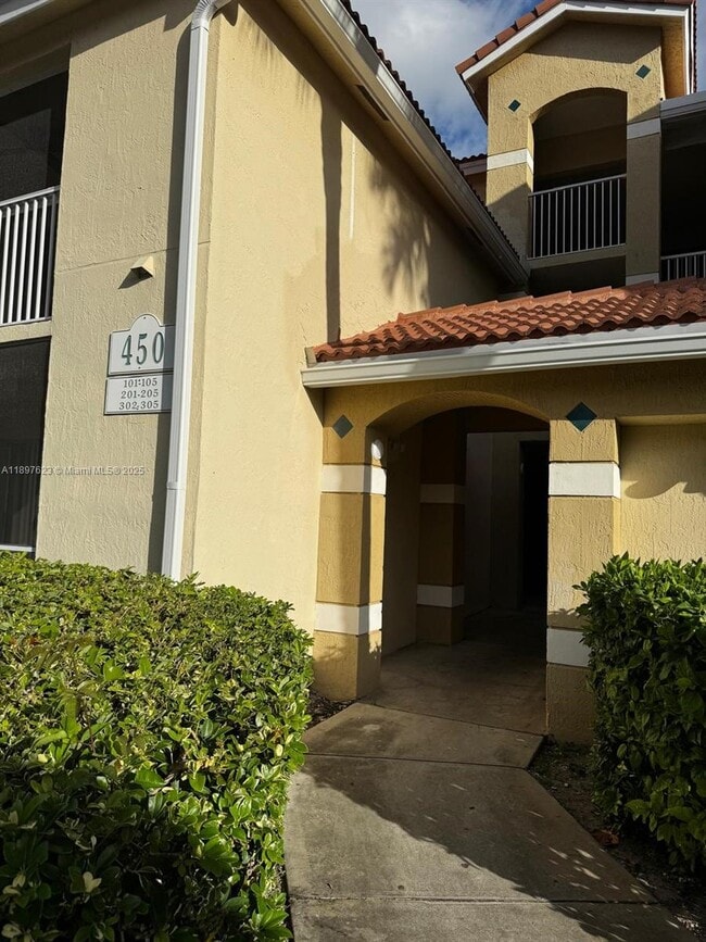 property at 450 S Park Rd