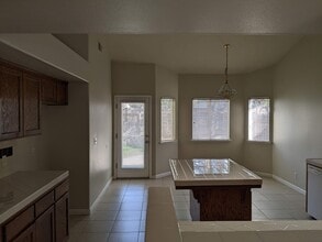 9942 N Woodrow Ave in Fresno, CA - Building Photo - Building Photo