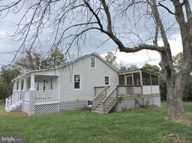 1101 Merrimans Ln in Winchester, VA - Building Photo