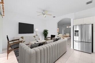 2018 Reston Cir in Royal Palm Beach, FL - Building Photo - Building Photo