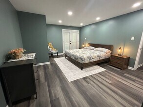 220 Jennifer Ct in Levittown, PA - Building Photo - Building Photo