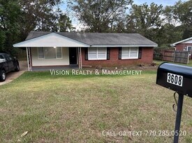 3608 Sir Michael Dr in Montgomery, AL - Building Photo