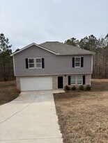 285 Pebble Ridge Dr in Covington, GA - Building Photo