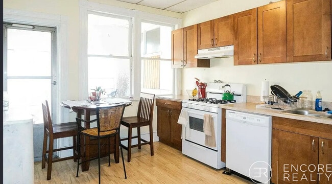 32 Orkney Rd in Boston, MA - Building Photo - Building Photo