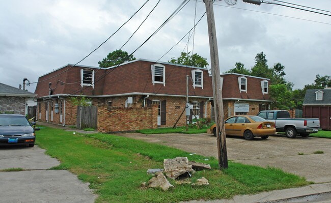 5220-5224 Quincy St in Metairie, LA - Building Photo - Building Photo