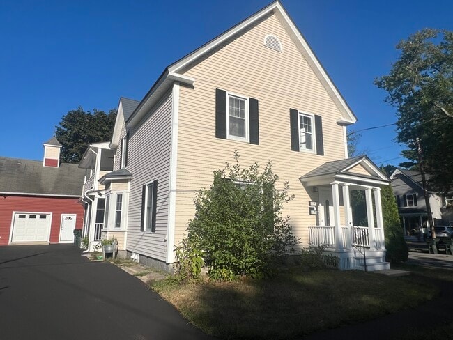 192 Warner St, Unit Beautiful Updated 3-Bedro