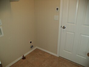 8580 W Dulcimer St in Boise, ID - Foto de edificio - Building Photo